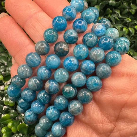 8mm Apatite Beaded Bracelet - Picture 3 of 5